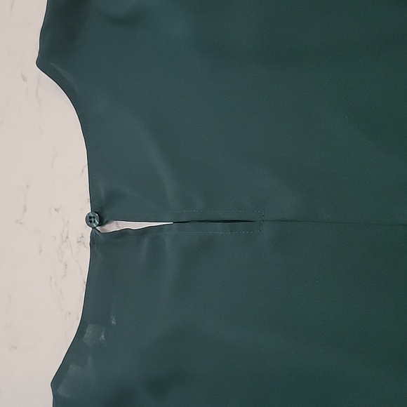 New York & Co forest green cold shoulder adjustable waist ribbon top size SX - Picture 12 of 12